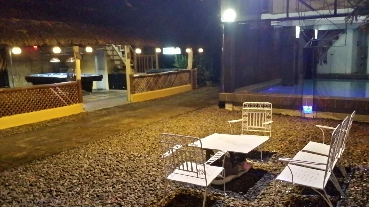 V-House San Pablo Exterior foto